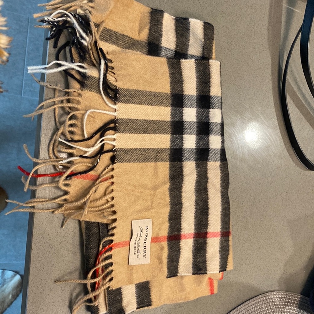 Burberry Classic Check Cashmere Scarf